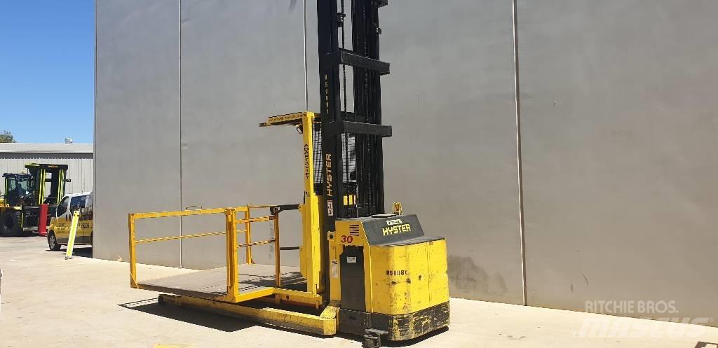 Hyster R30XMF2 High lift order picker