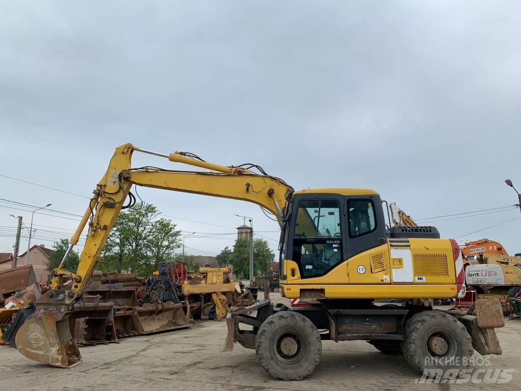 Komatsu PW 140-7 Wheeled excavators