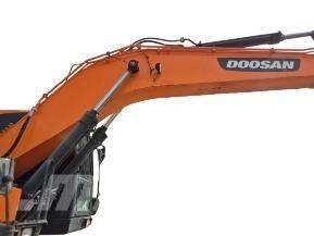 Doosan DX 210 W Wheeled excavators