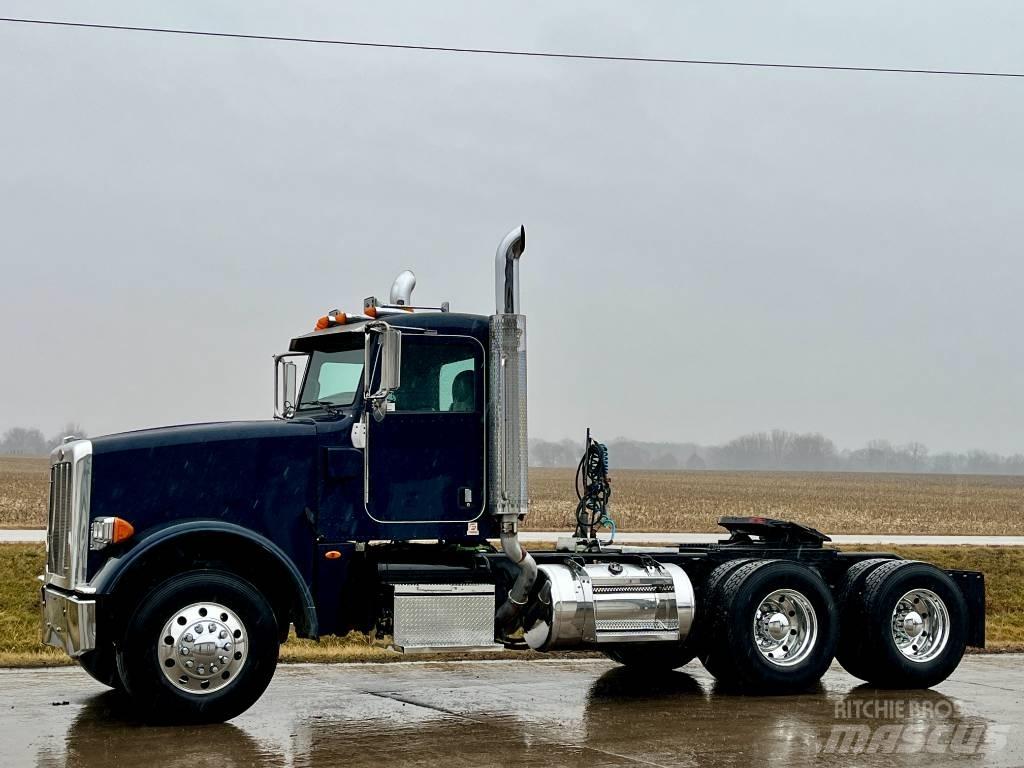 Peterbilt 367 Tractor Units