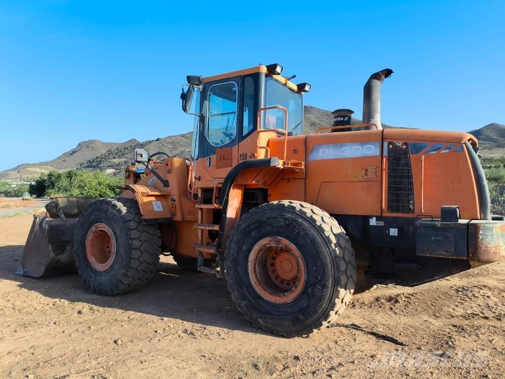 Doosan DL 300 Wheel loaders