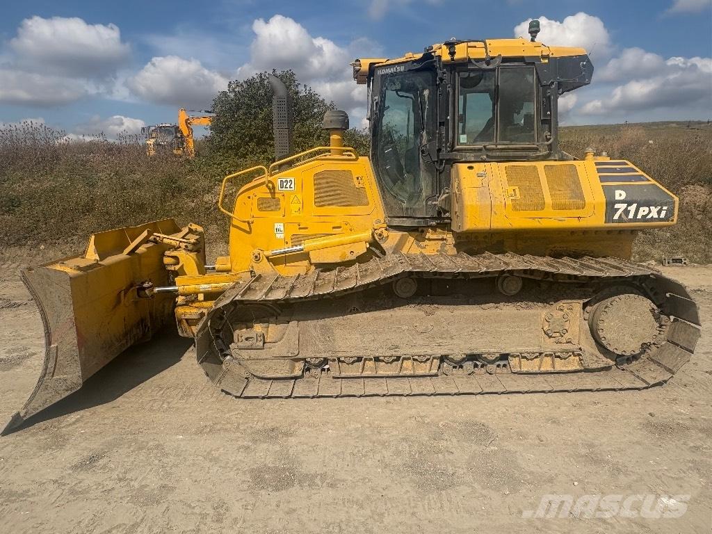 Komatsu D71PXI-24 Crawler dozers