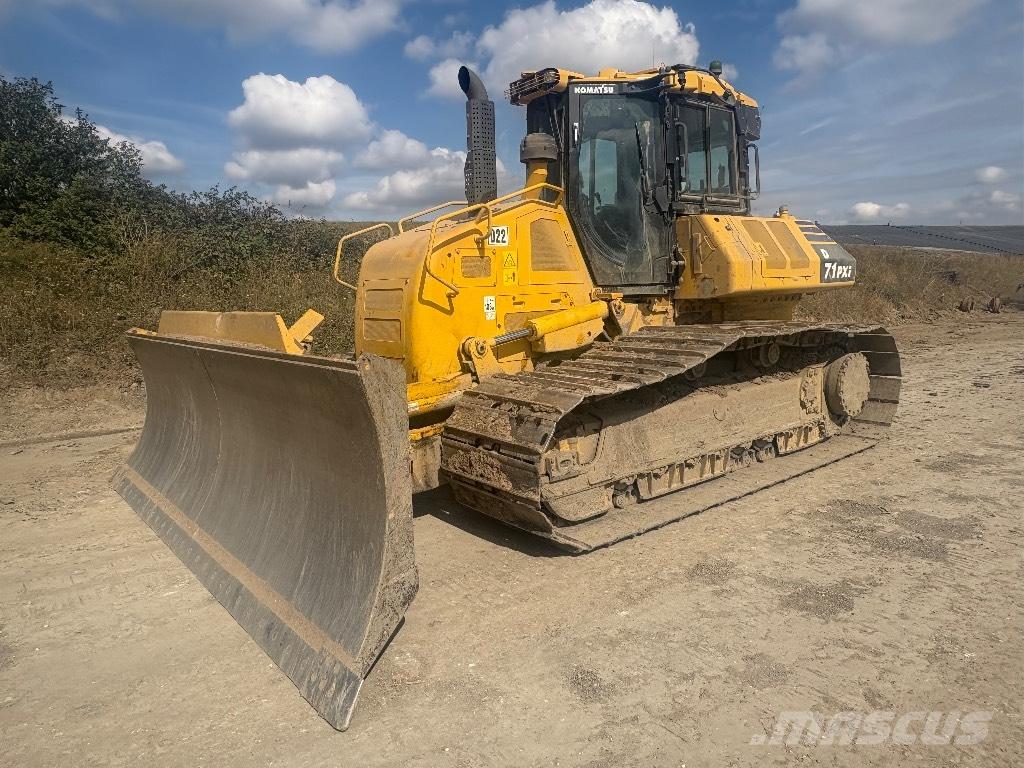 Komatsu D71PXI-24 Crawler dozers