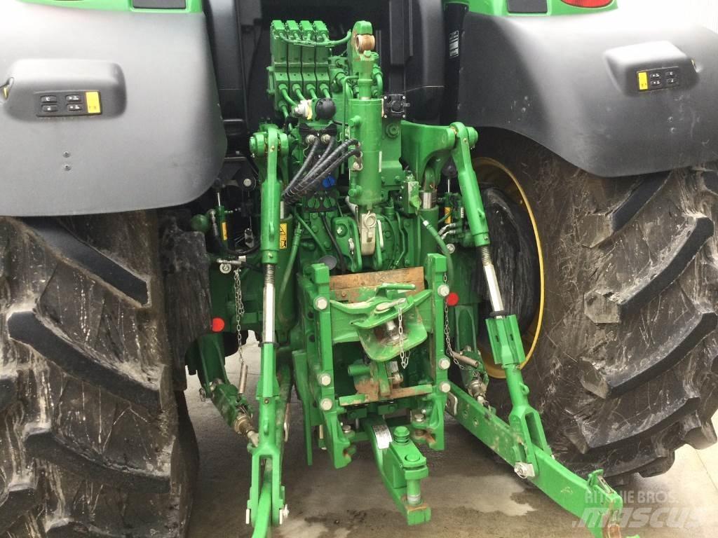 John Deere 6R250 Tractors