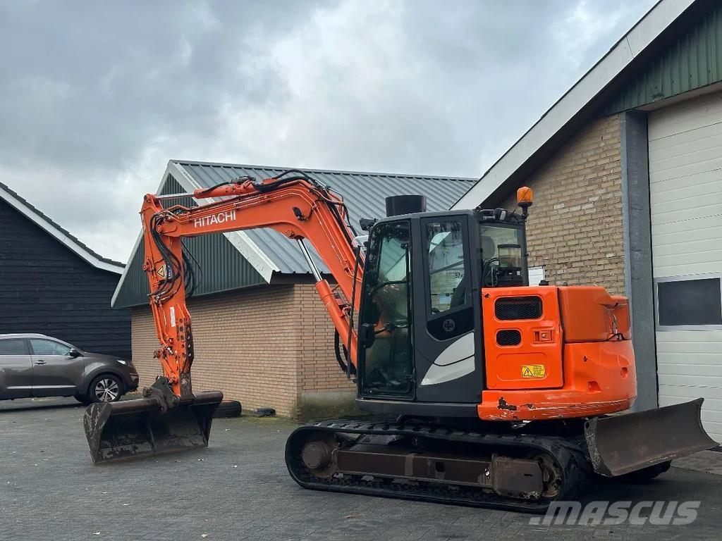 Hitachi ZX85USB-5A Midi excavators  7t - 12t