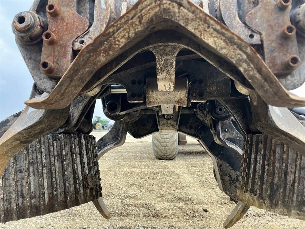 Komatsu 370.2 Harvester heads