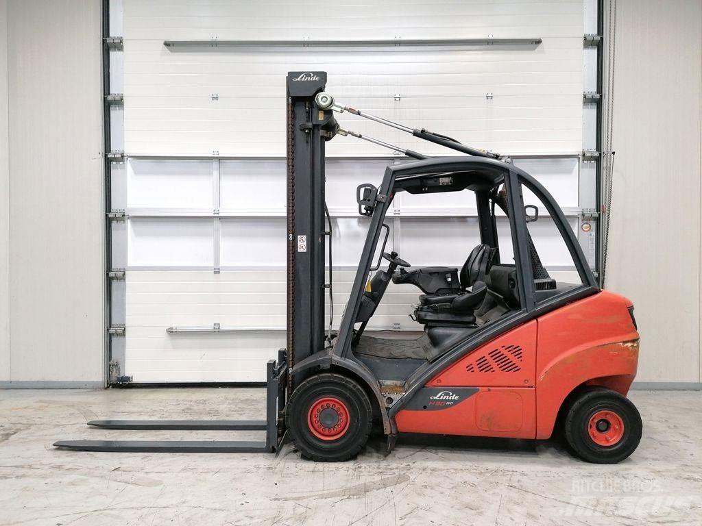 Linde H30D-02 Diesel trucks