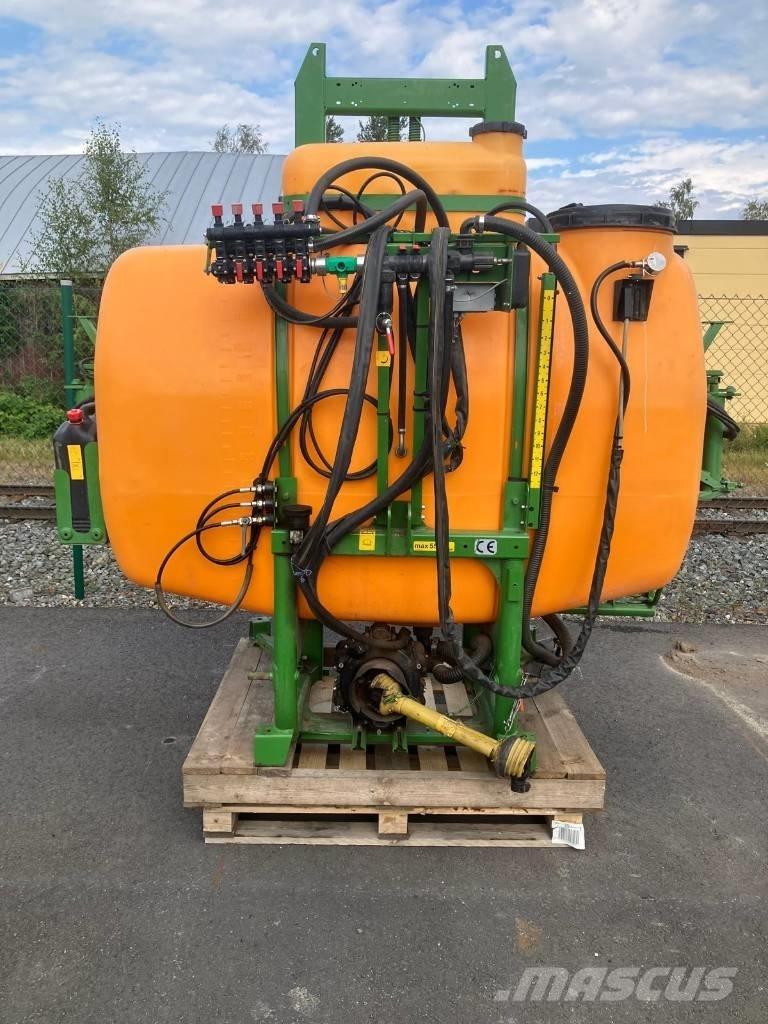 Amazone UF 1200 Mounted sprayers