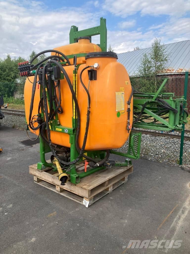 Amazone UF 1200 Mounted sprayers