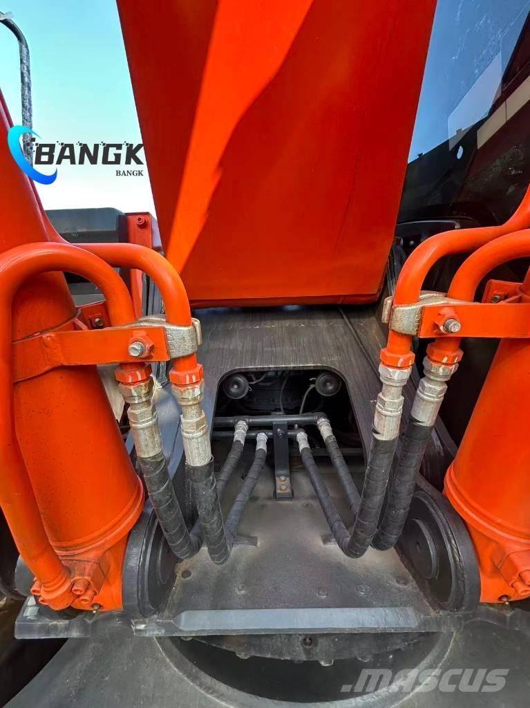 Hitachi ZX 240 Crawler excavators