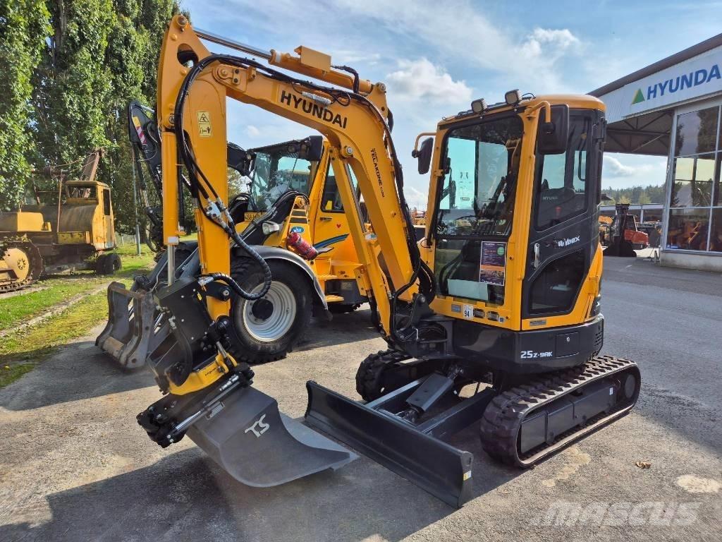 Hyundai R 25 Z-9AK Mini excavators < 7t (Mini diggers)