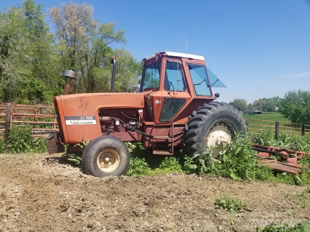 Allis-Chalmers 7060 Tractors