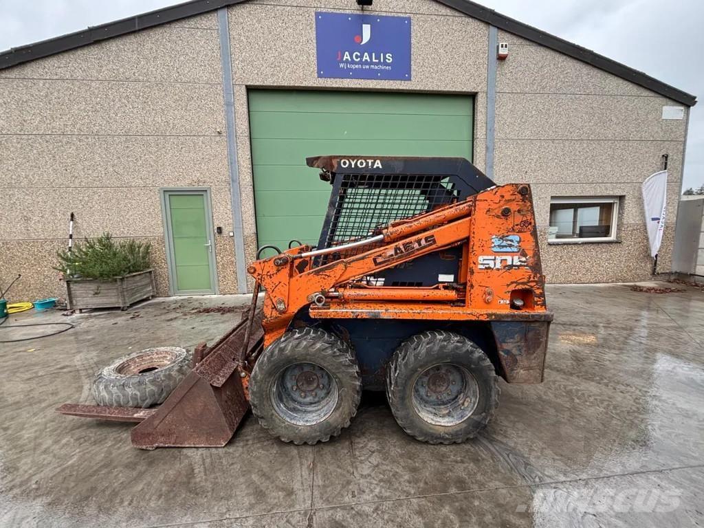 Toyota SDK8 Skid steer loaders