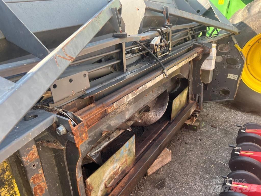 DBF 8 FILE Combine harvester heads