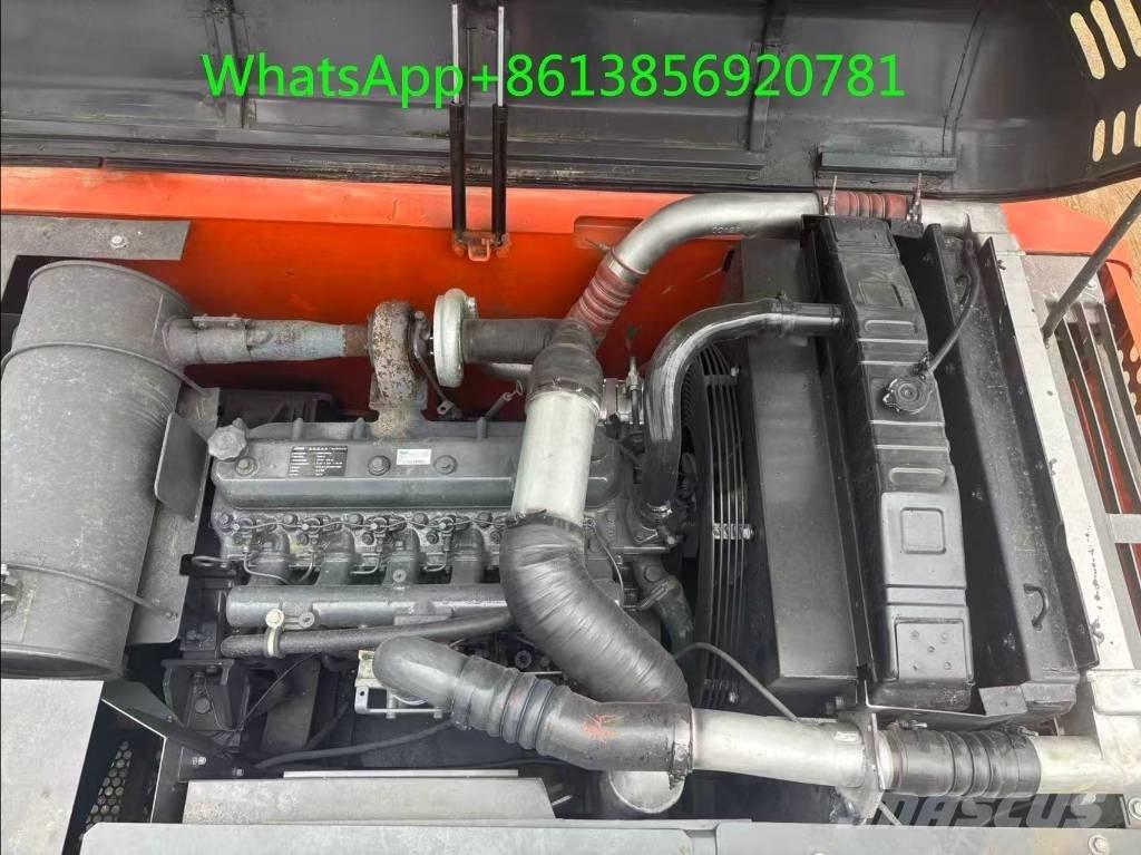 Doosan DX 225 Crawler excavators