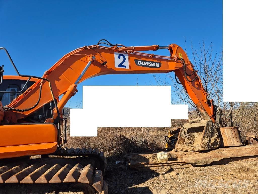 Doosan DX 220 LCA Crawler excavators