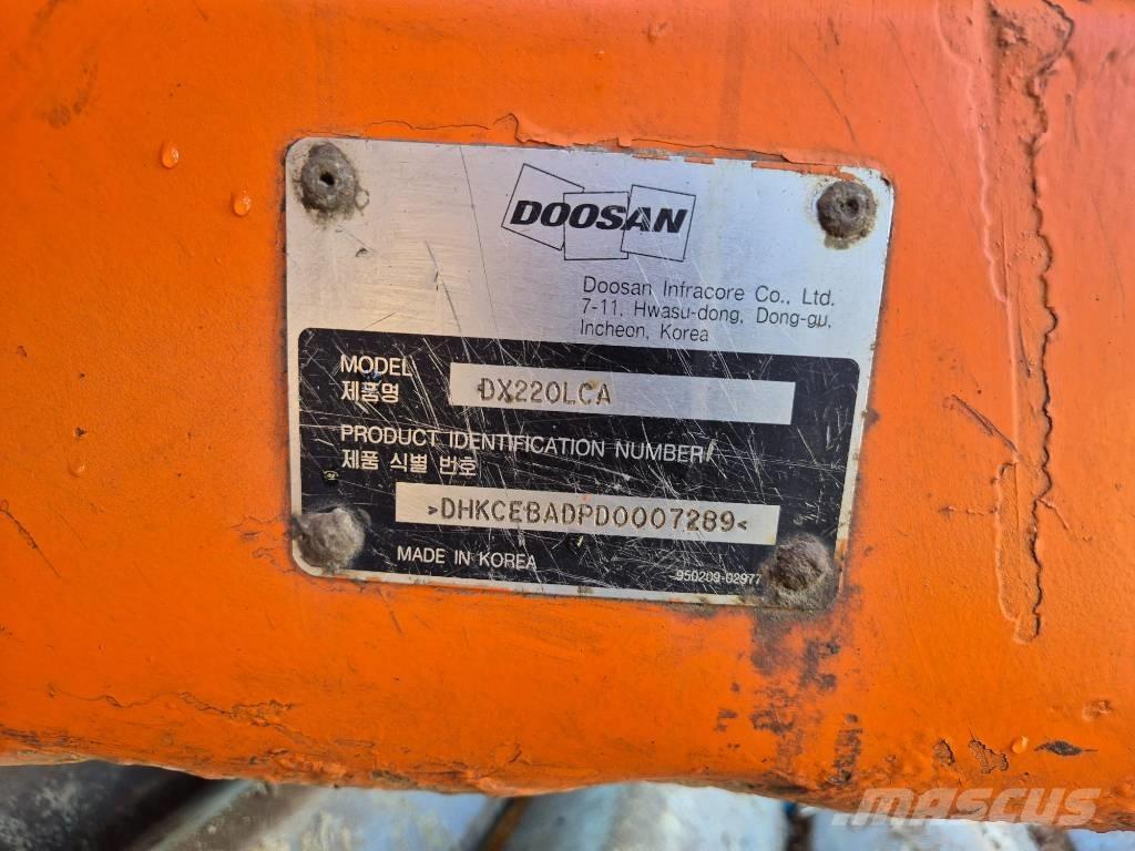 Doosan DX 220 LCA Crawler excavators
