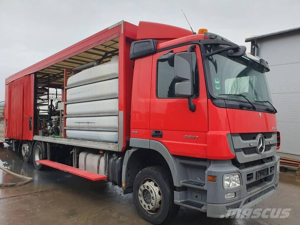 Ditch Witch JT 20 Horizontal Directional Drilling Equipment