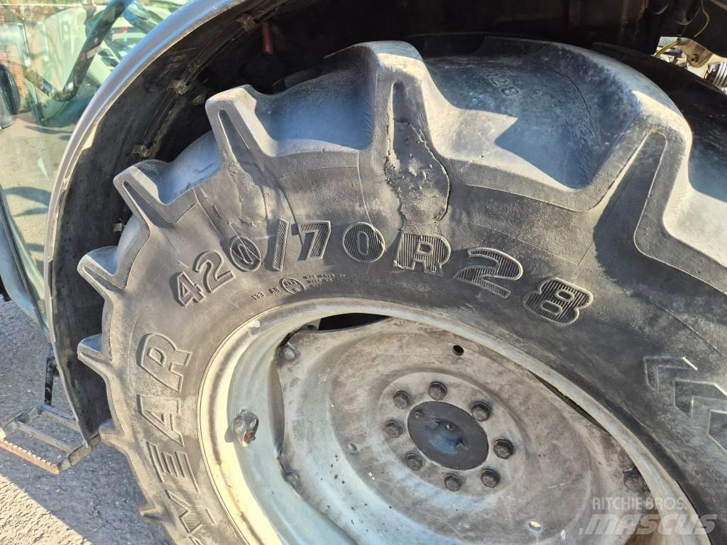 Case IH JX1095N Tractors