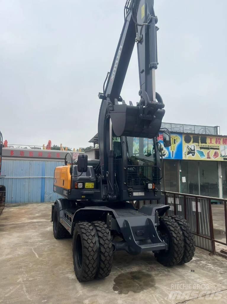 Xinyuan C80-4 Wheeled excavators
