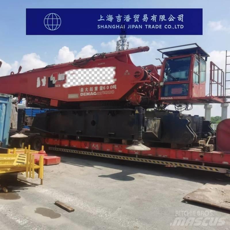 Demag CC 2800 Tracked cranes