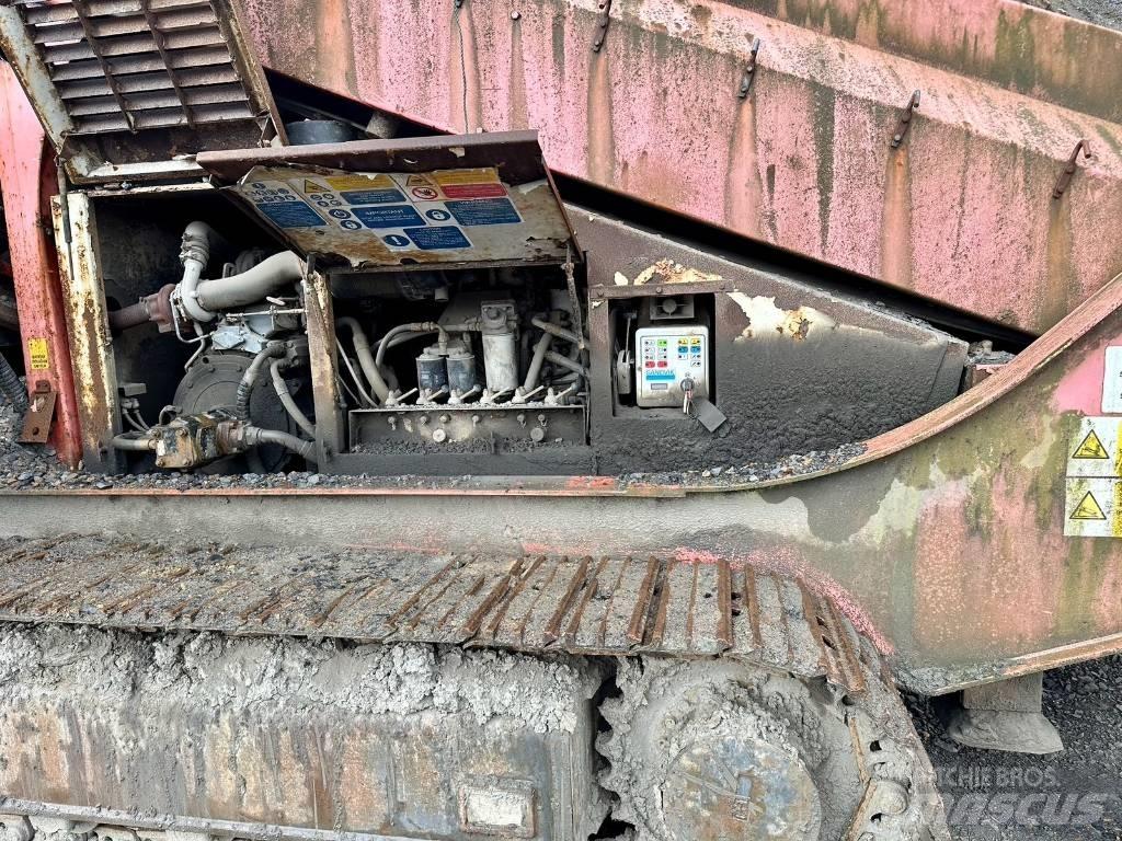 Sandvik QA 440 Mobile screeners