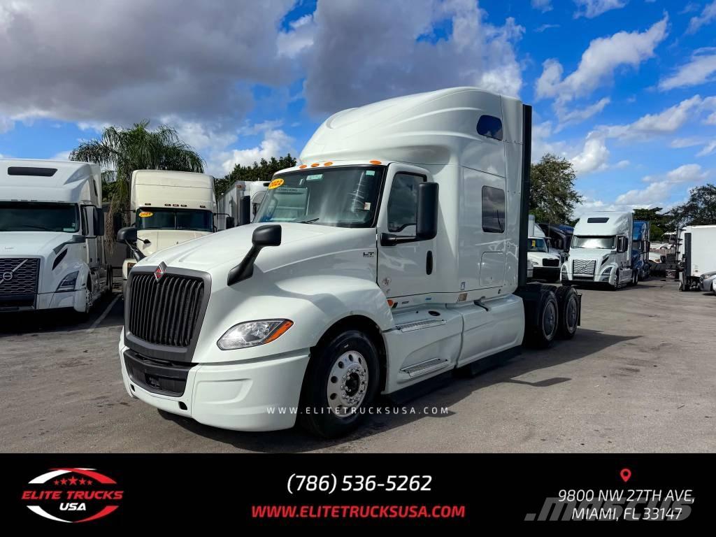 International LT Tractor Units