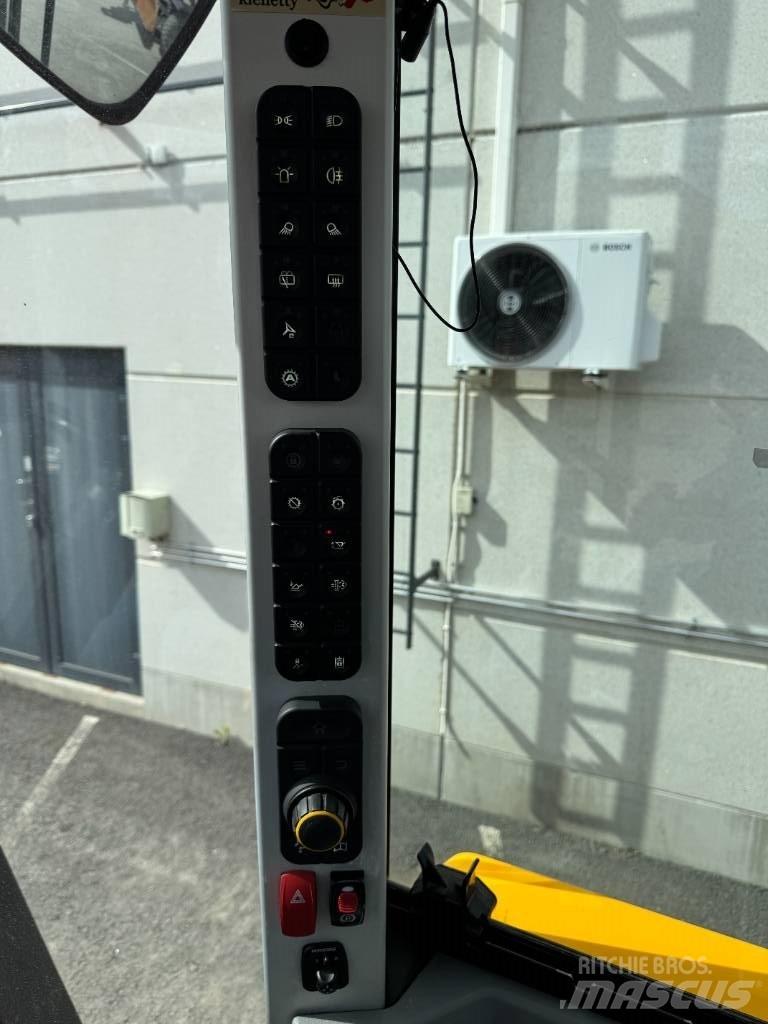 JCB 417 Wheel loaders