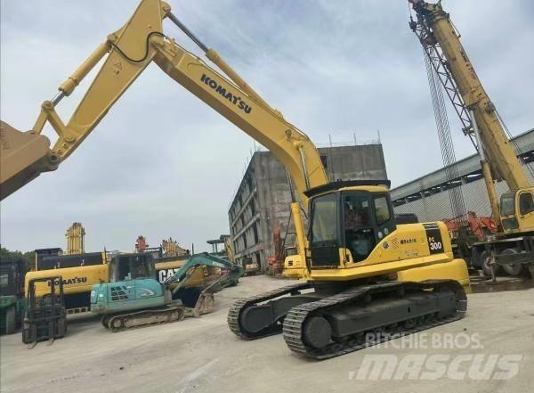 Komatsu PC 300 Crawler excavators