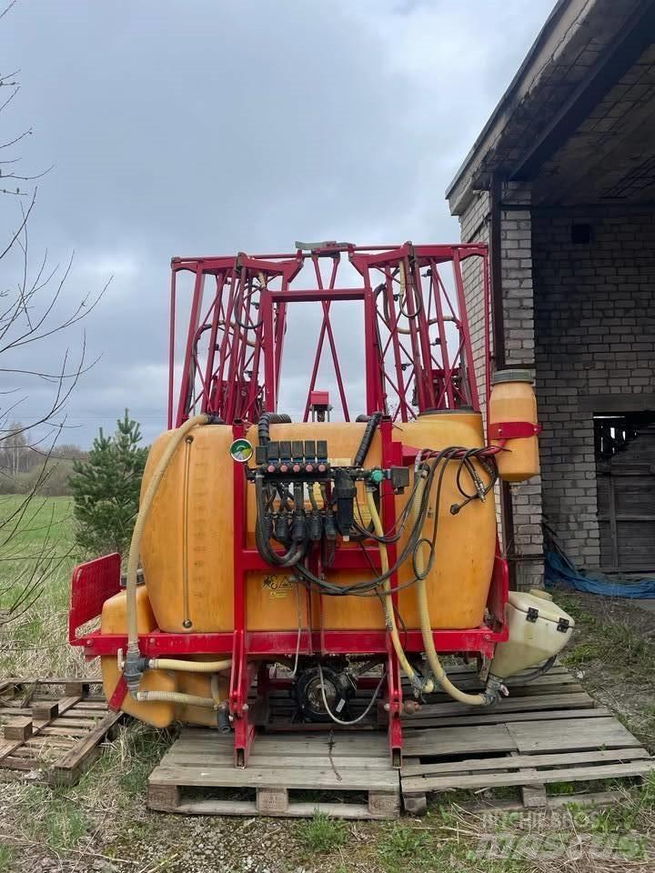 Junkkari 1300/4 Mounted sprayers