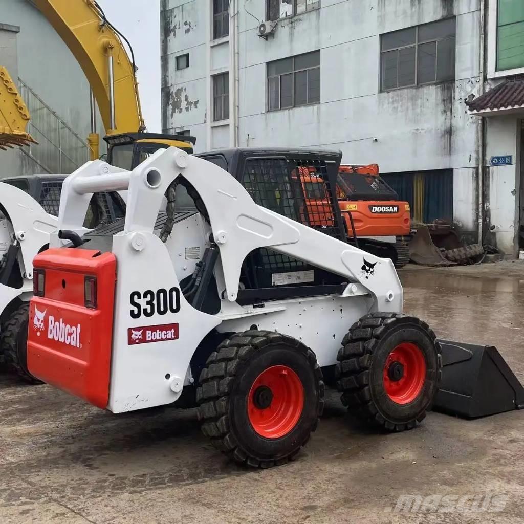 Bobcat S300 Skid steer loaders