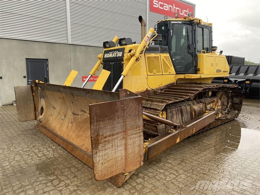 Komatsu D65PX-18 Crawler dozers