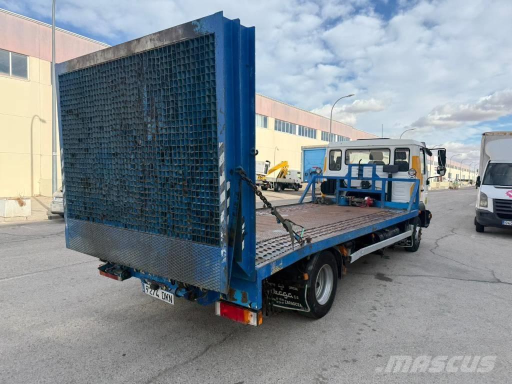 MAN 10.185 Curtainsider trucks