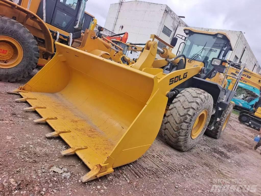 SDLG L 956 F Wheel loaders