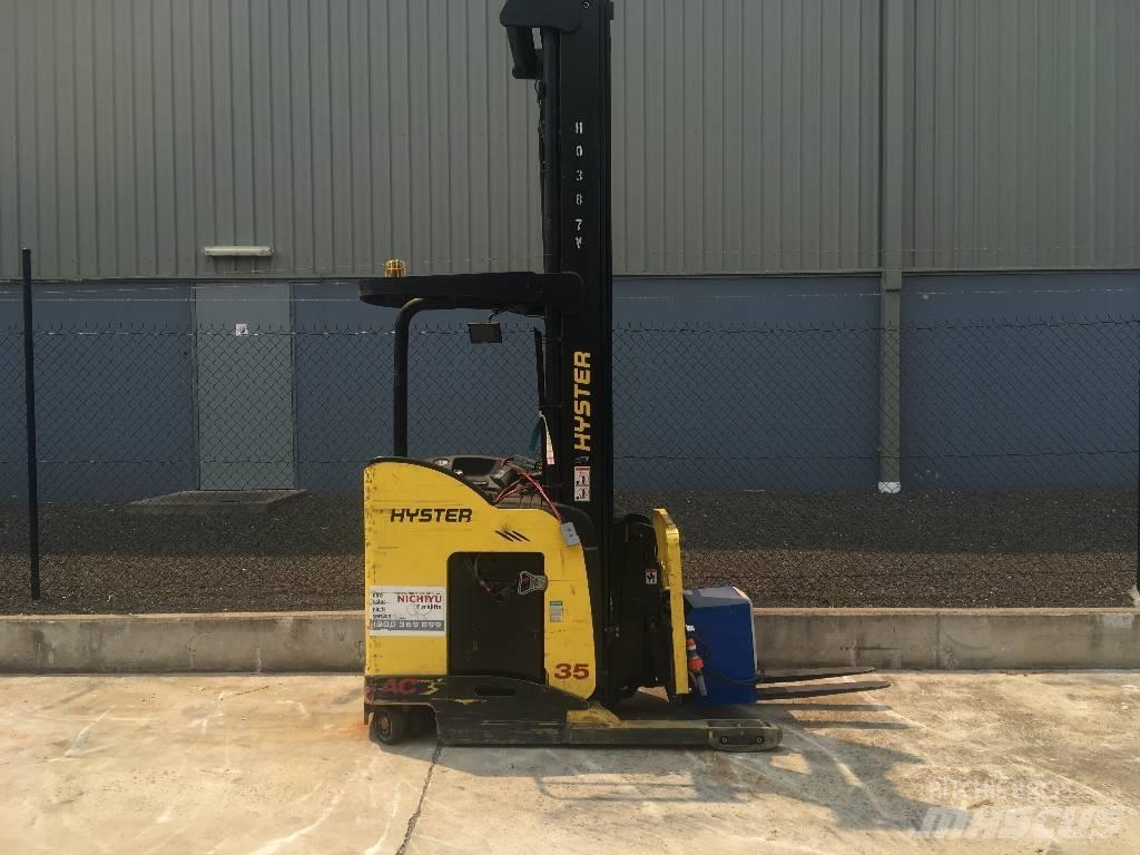 Hyster N35ZDR Reach trucks