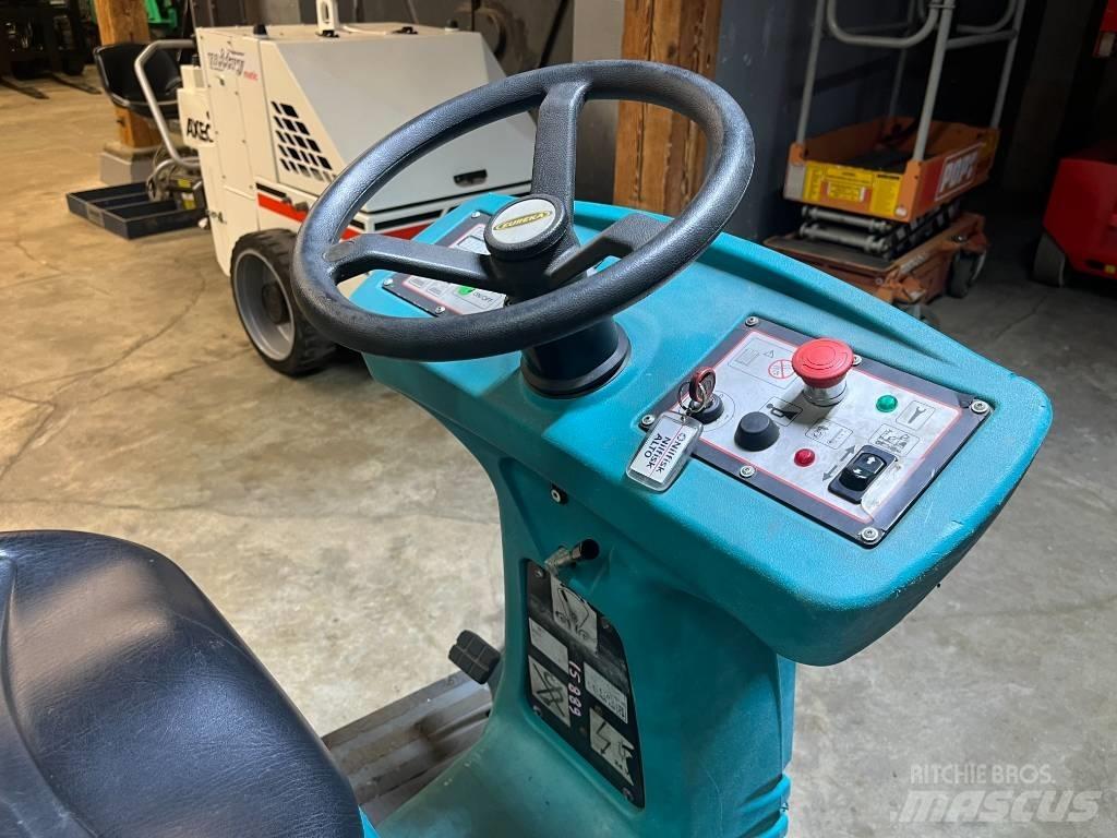 Eureka E85 Scrubber dryers