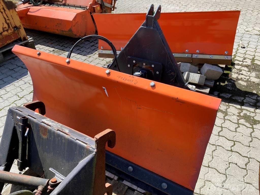  Bellomit 2 m sneplov Snow blades and plows