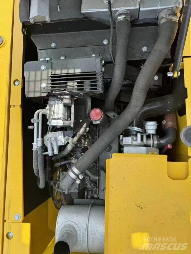 Komatsu PC 130 Crawler excavators