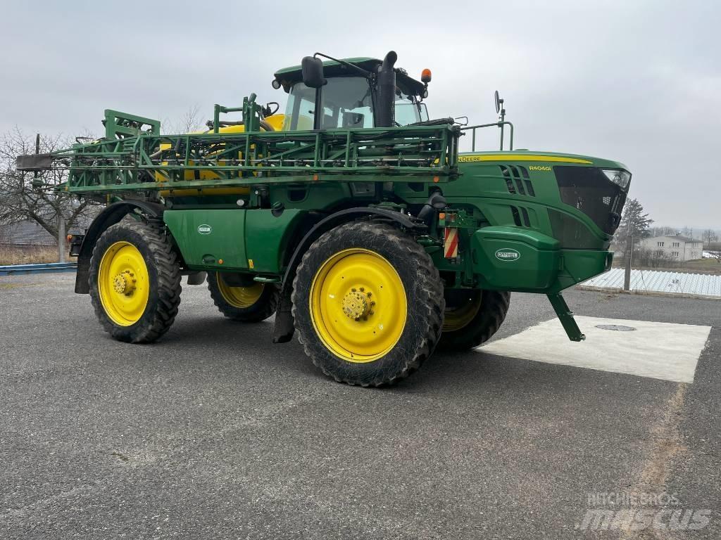 John Deere R4040i Self-propelled sprayers