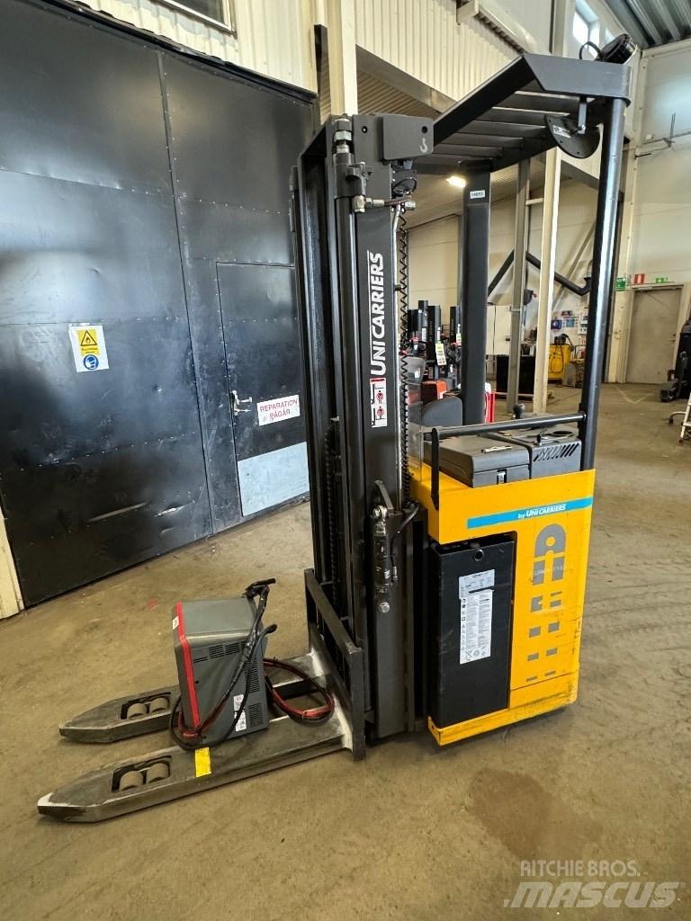 Atlet ASN160 Self propelled stackers