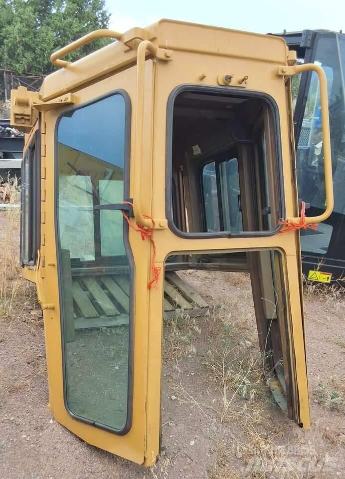 CAT D 8 R Crawler dozers