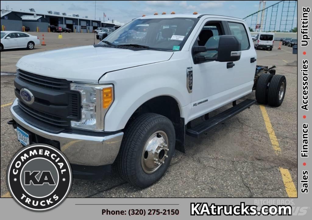 Ford F 350 XL SD Chassis Cab trucks