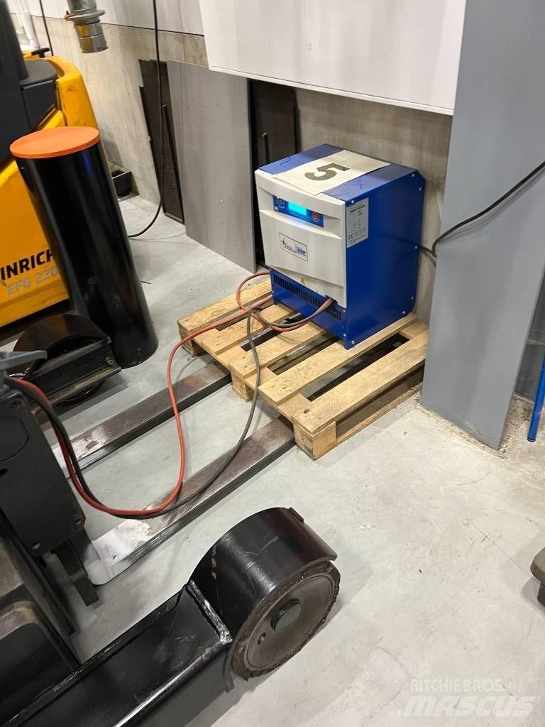 Linde R16S Reach trucks