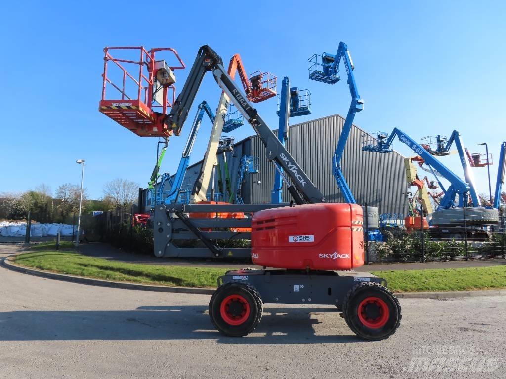 SkyJack SJ 46 AJ Articulated boom lifts