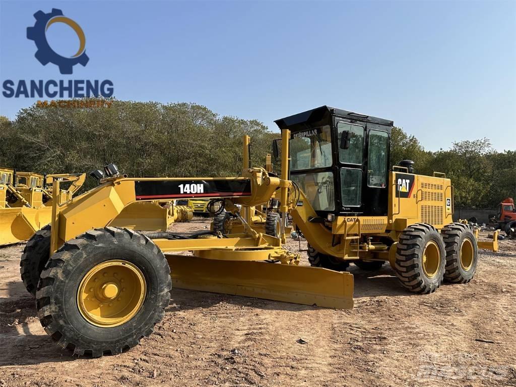 CAT 140H Graders