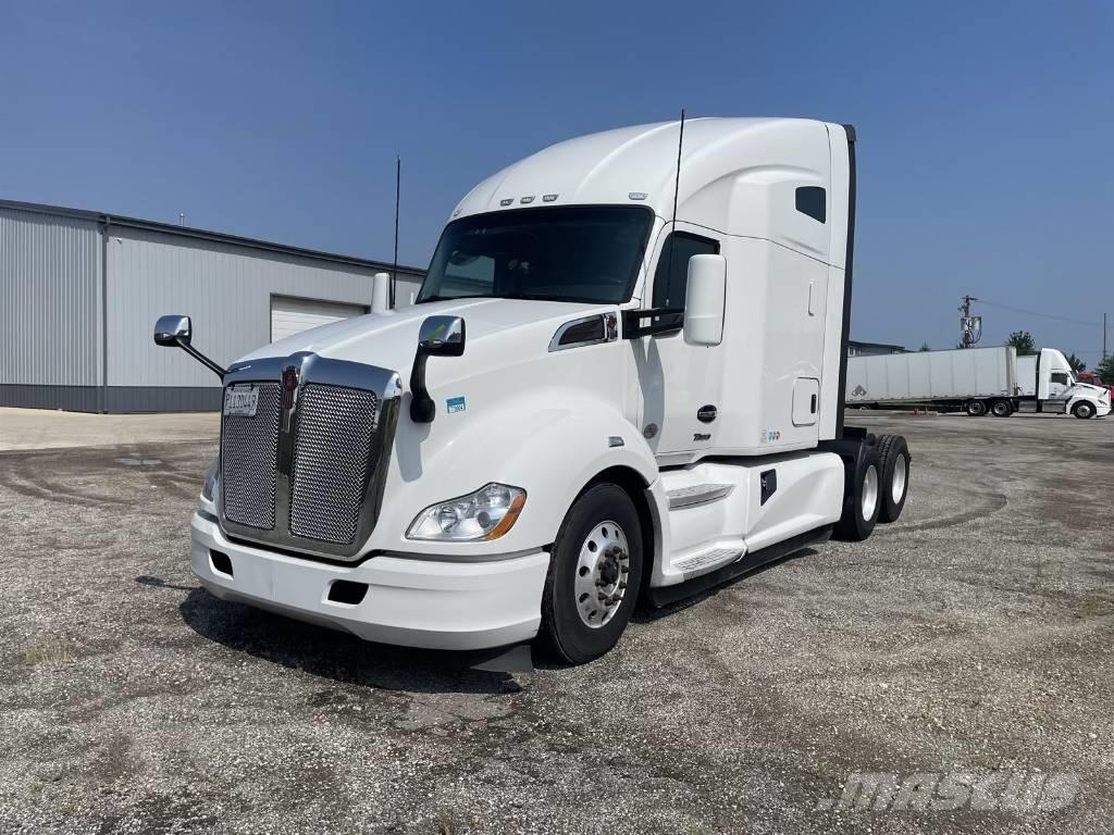 Kenworth T 680 Tractor Units