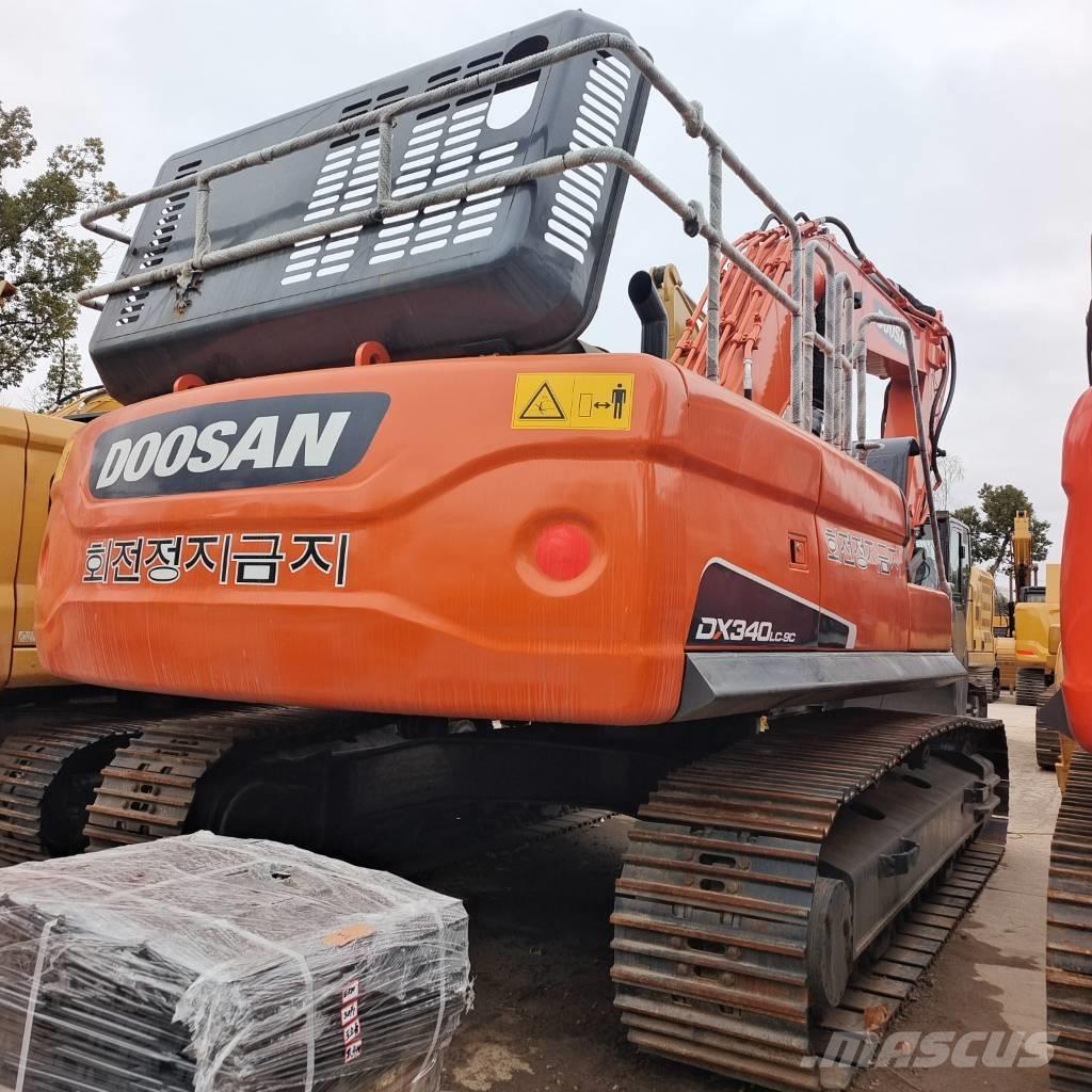 Doosan DX300LC-9C Crawler excavators