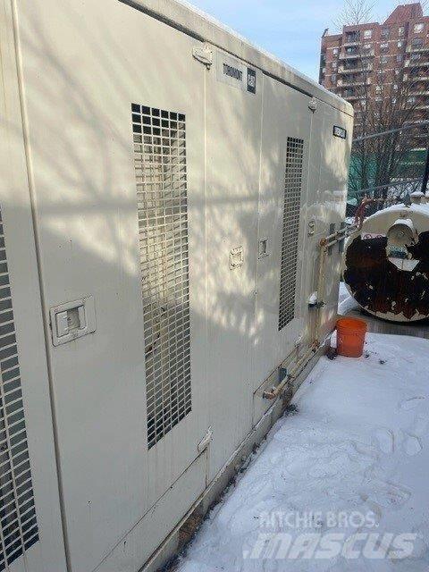 CAT XQ350, 600 Volt Diesel Generators