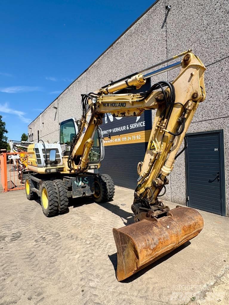 New Holland MH 2.6 Wheeled excavators