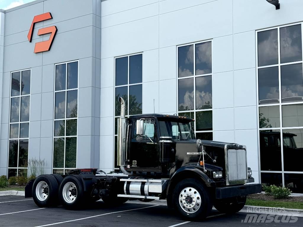 Western Star 4900 Tractor Units
